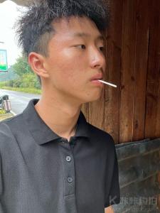 叶锦添