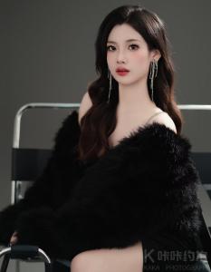 美女