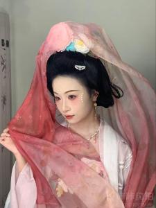 伊佳