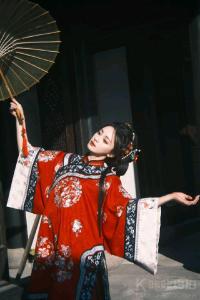 基督教假的