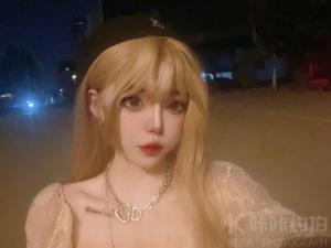 毛悦宁