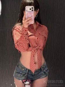 正经的小张