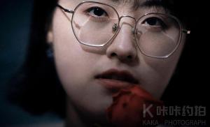 默默