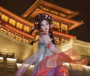 小金不会拍照