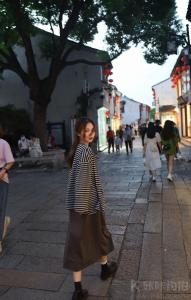白天不与黑夜