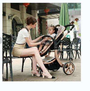 蟹黄小笼包