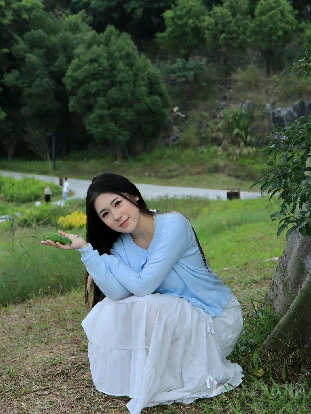女摄紫妍