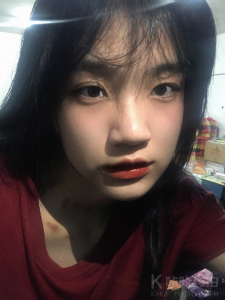 张妍