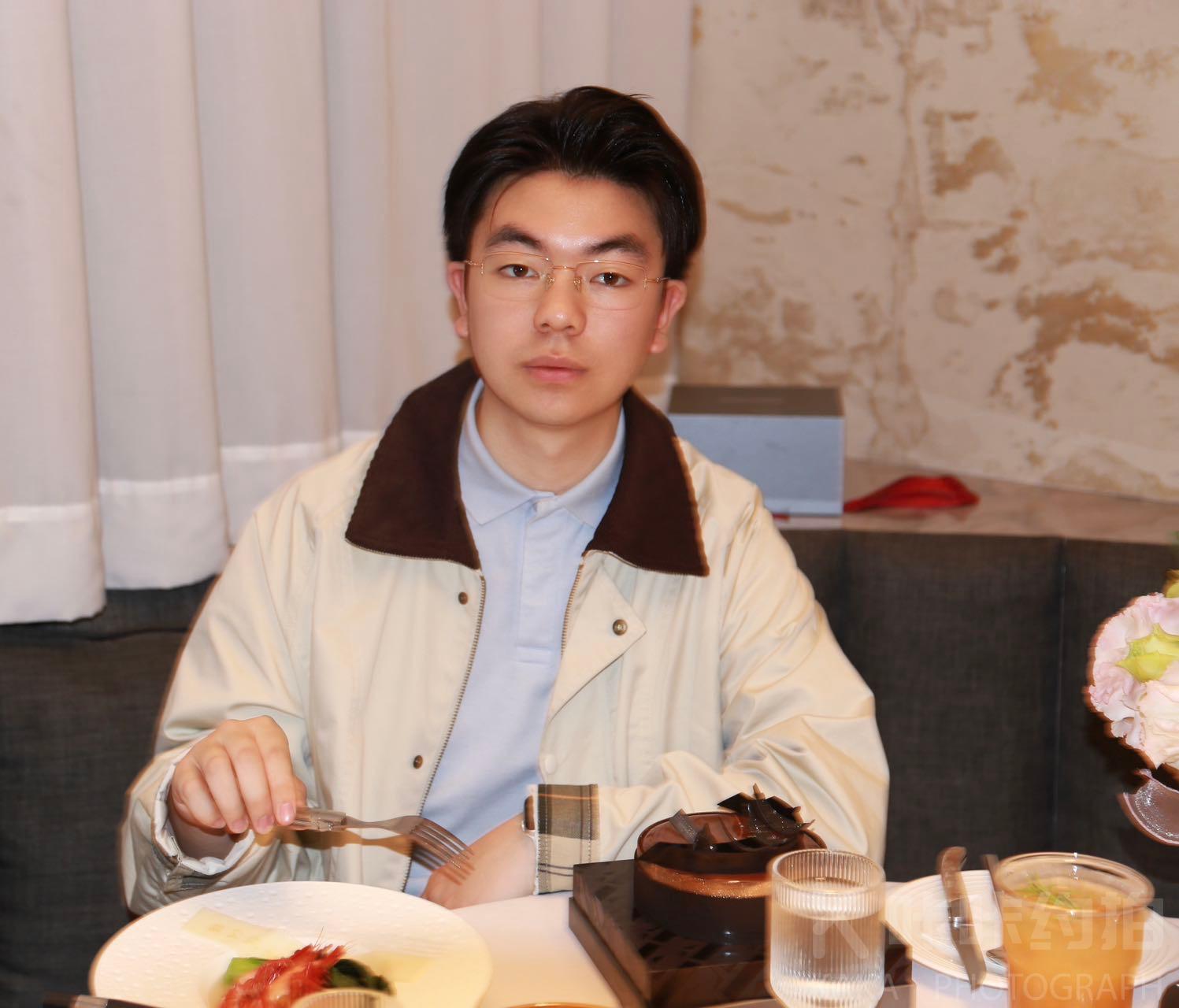 纪棠