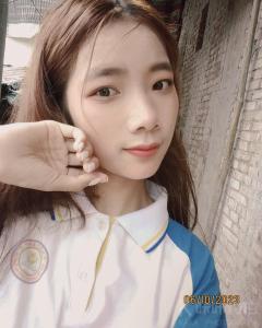 卖小女孩的秋