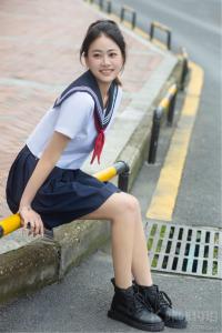 月
