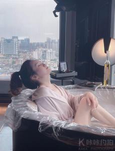 金金