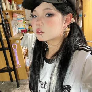 匿名