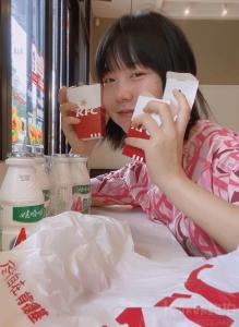 爱新觉罗嘻