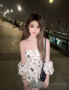 爱拍照的戴维