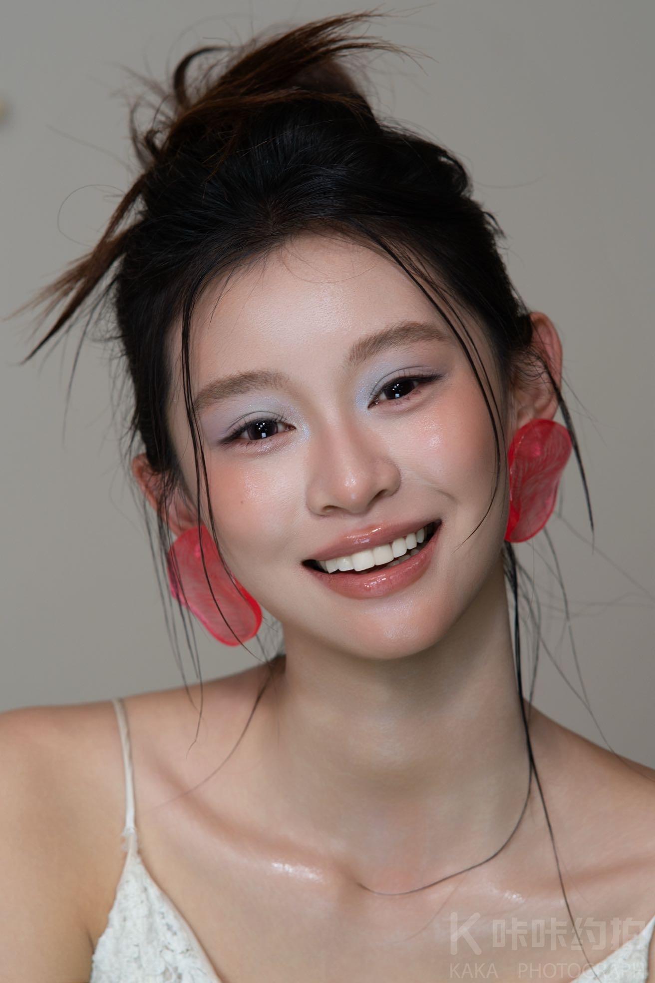 李怡萌