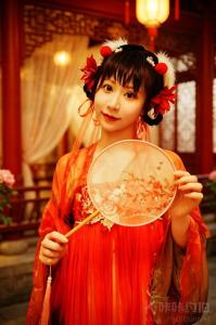美娜