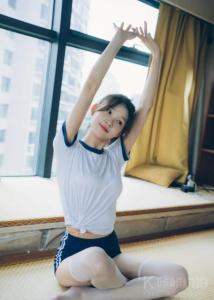 爱熬夜的弘