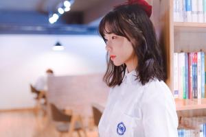 岁宁.