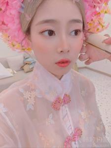 莓莓