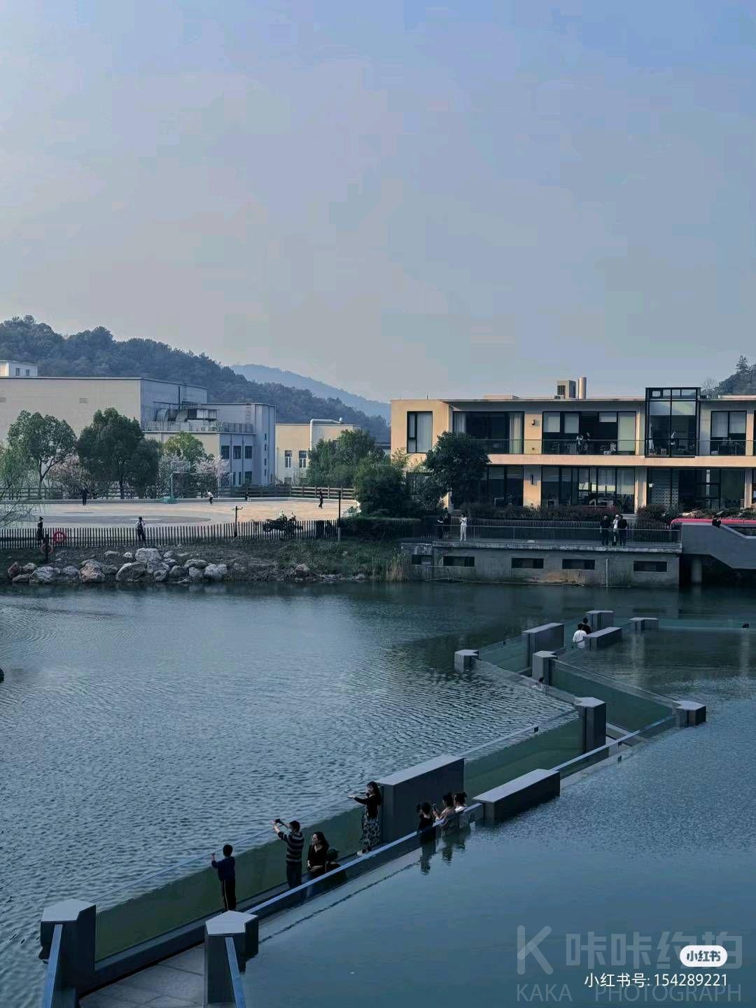 凤凰创意园大草地