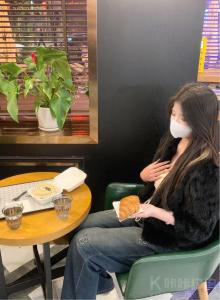 甜甜莹