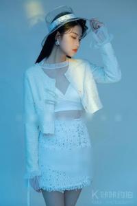 曳南yena