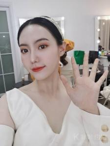 模特乔玉
