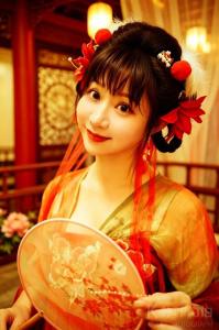 美娜