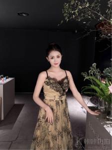 乐乐