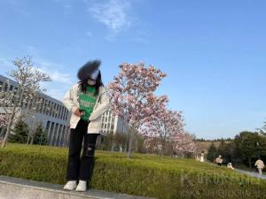 阿吟.