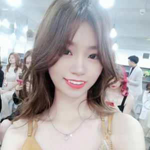 欣欣
