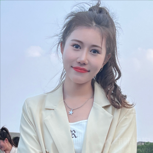 一只老憨憨