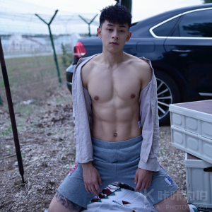 张晋伦