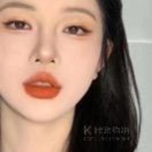 莉莉娅