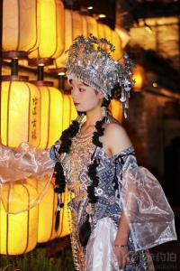 费阳阳