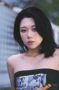 思思