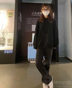 小猪在瘦腿.
