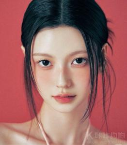 思彤
