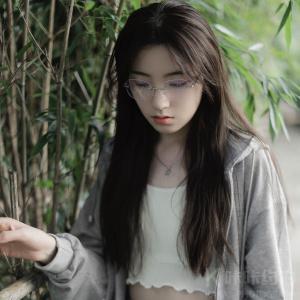 梓伶Auro