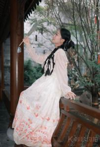 梦燃OvO（