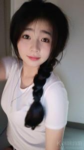 小乖睡不着