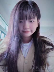 小女孩.