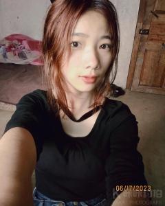 卖小女孩的秋
