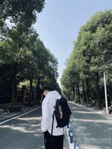 梳碧湖很美