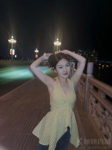 曼曼