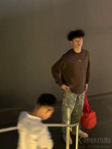 叶锦添