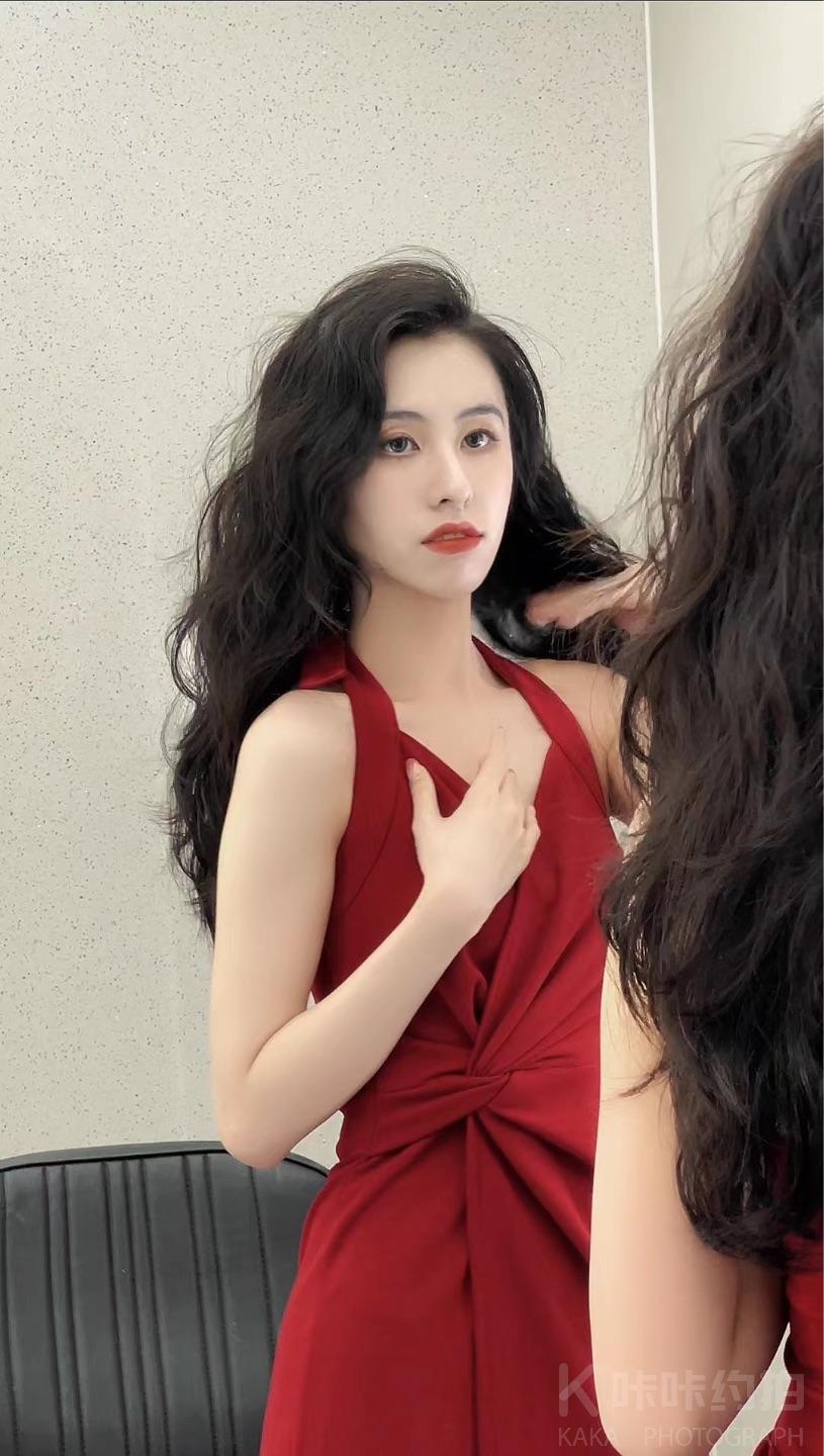 啊炜