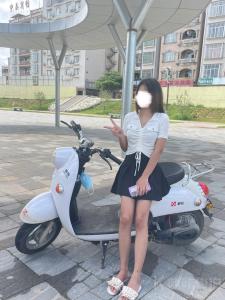 何水玲