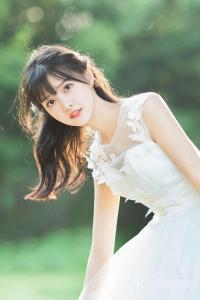 SHE YI